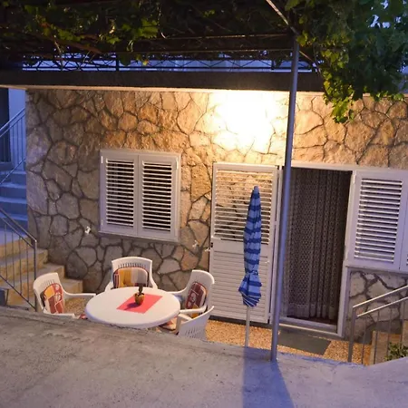 Appartement With A Parking Space Pirovac, Sibenik - 12508