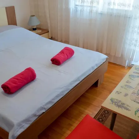 With A Parking Space Pirovac, Sibenik - 12508 * Pirovac