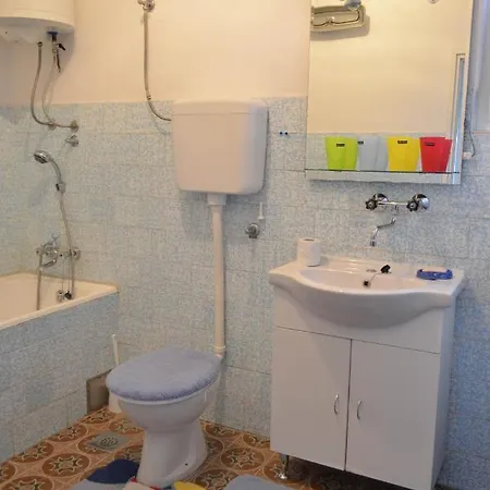 With A Parking Space Pirovac, Sibenik - 12508 *