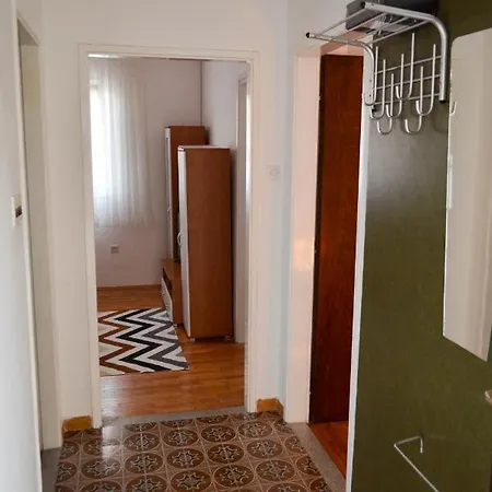 Lejlighed With A Parking Space Pirovac, Sibenik - 12508