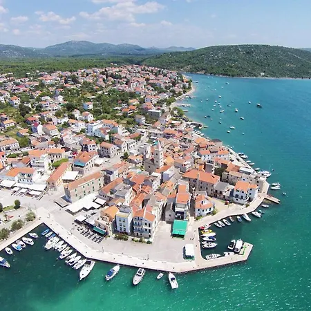 With A Parking Space Pirovac, Sibenik - 12508