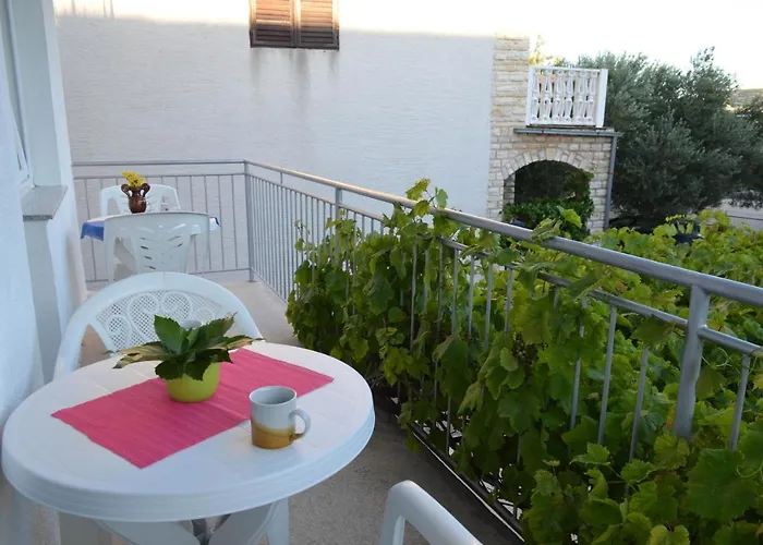 With A Parking Space Pirovac, Sibenik - 12508 *